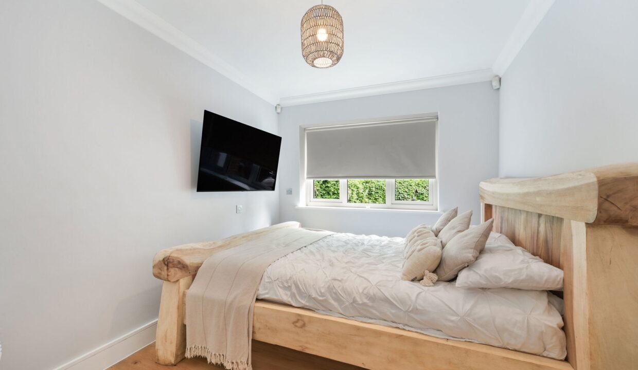 THE-OLD-WORKSHOP-_7__1755530284568