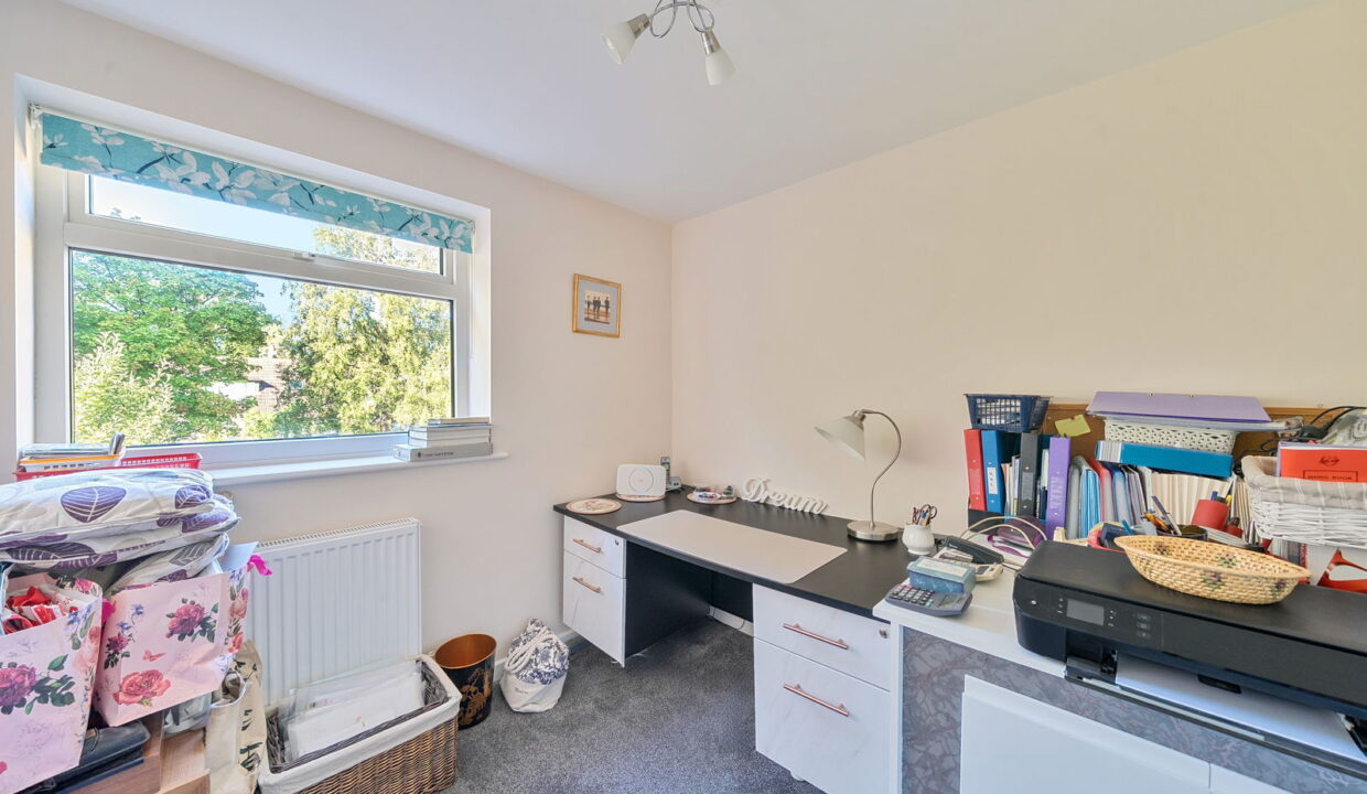 1346447-18-68bb32edc9d2e-ARW-1_1757327004075