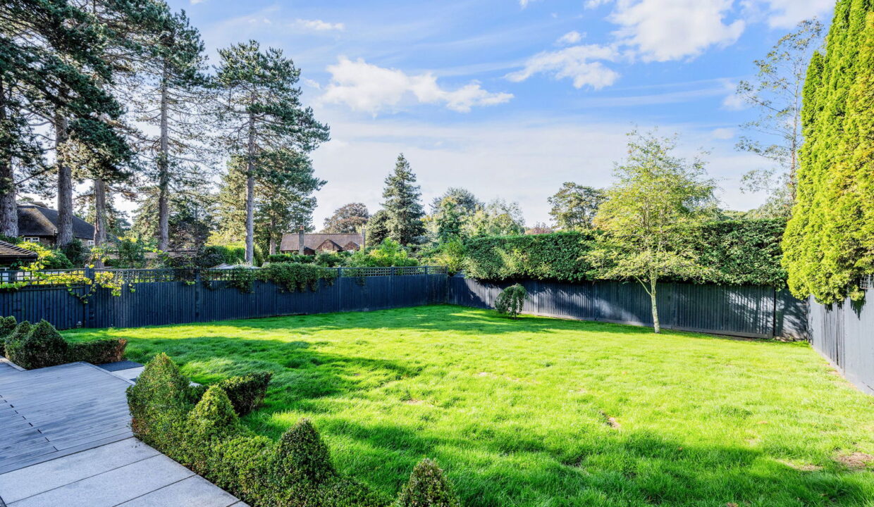 APPLEWOOD-_2__1758116202239