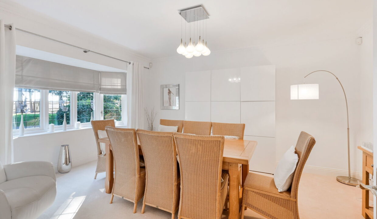 APPLEWOOD-_7__1758116221069