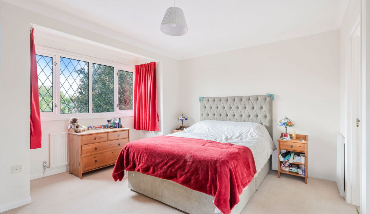 ASH-CLOSE_-25-_23__1756908464544