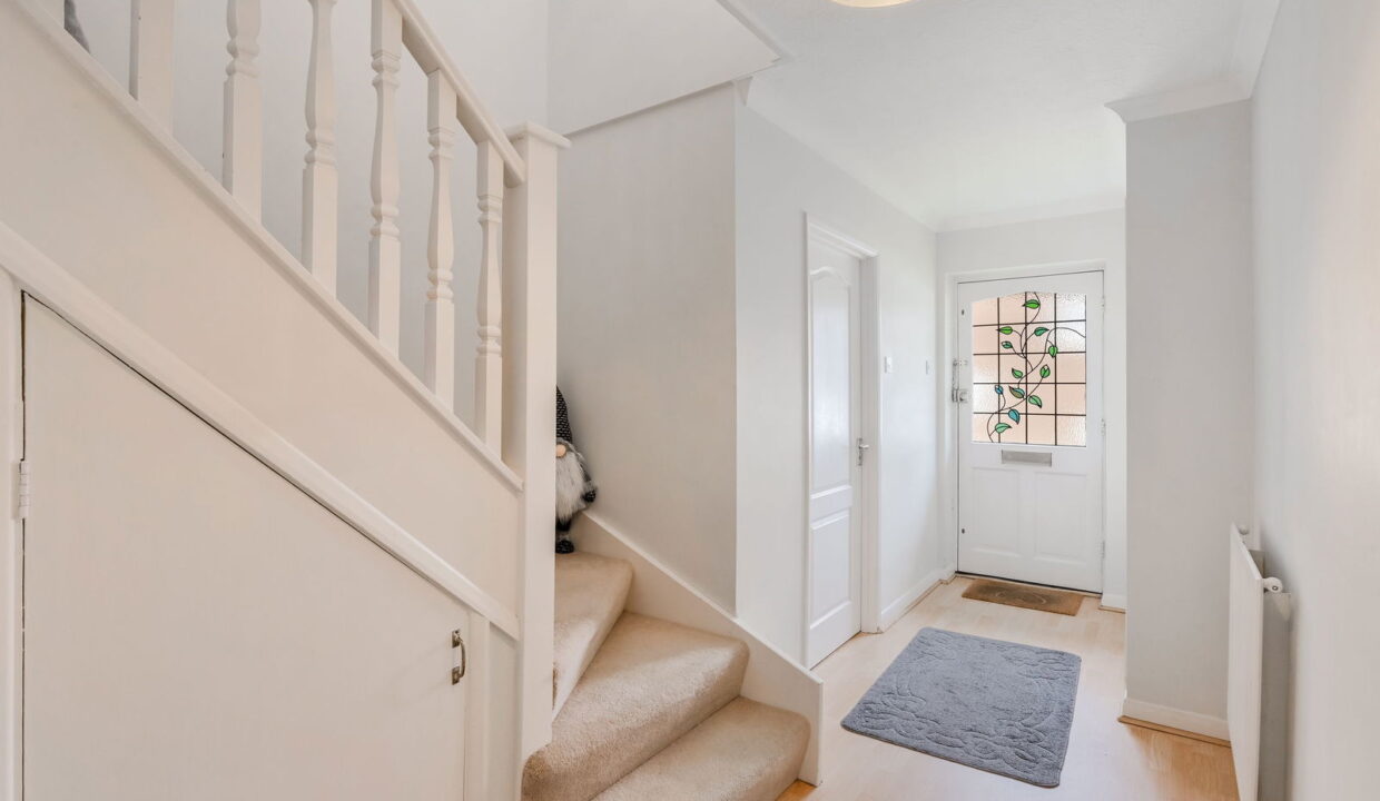 ASH-CLOSE_-25-_25__1756908464546