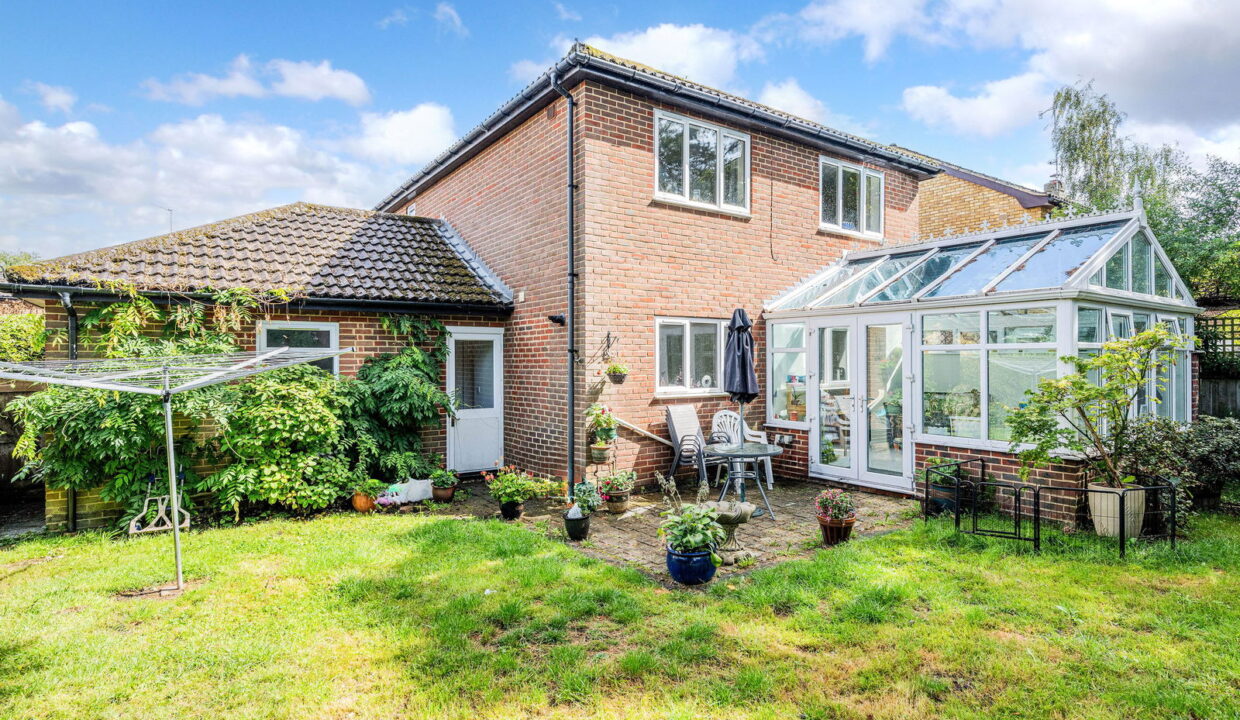 ASH-CLOSE_-25-_2__1756908433779