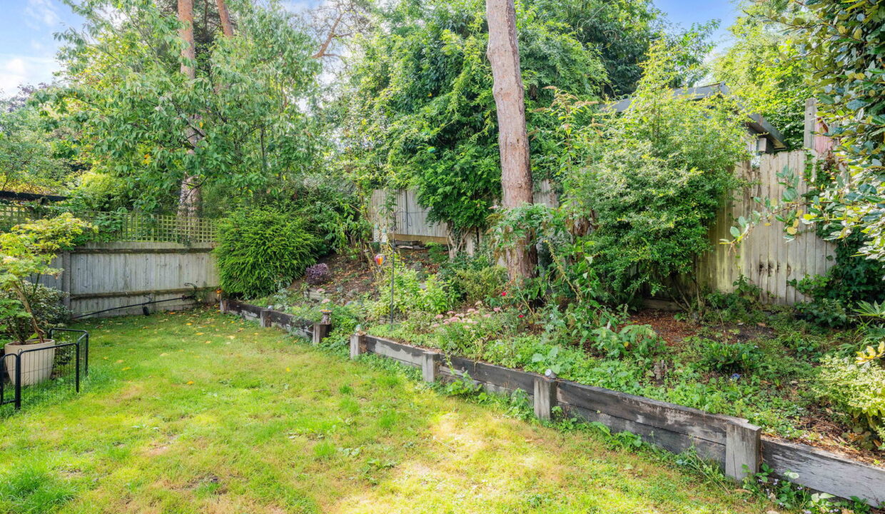 ASH-CLOSE_-25-_5__1756908433781