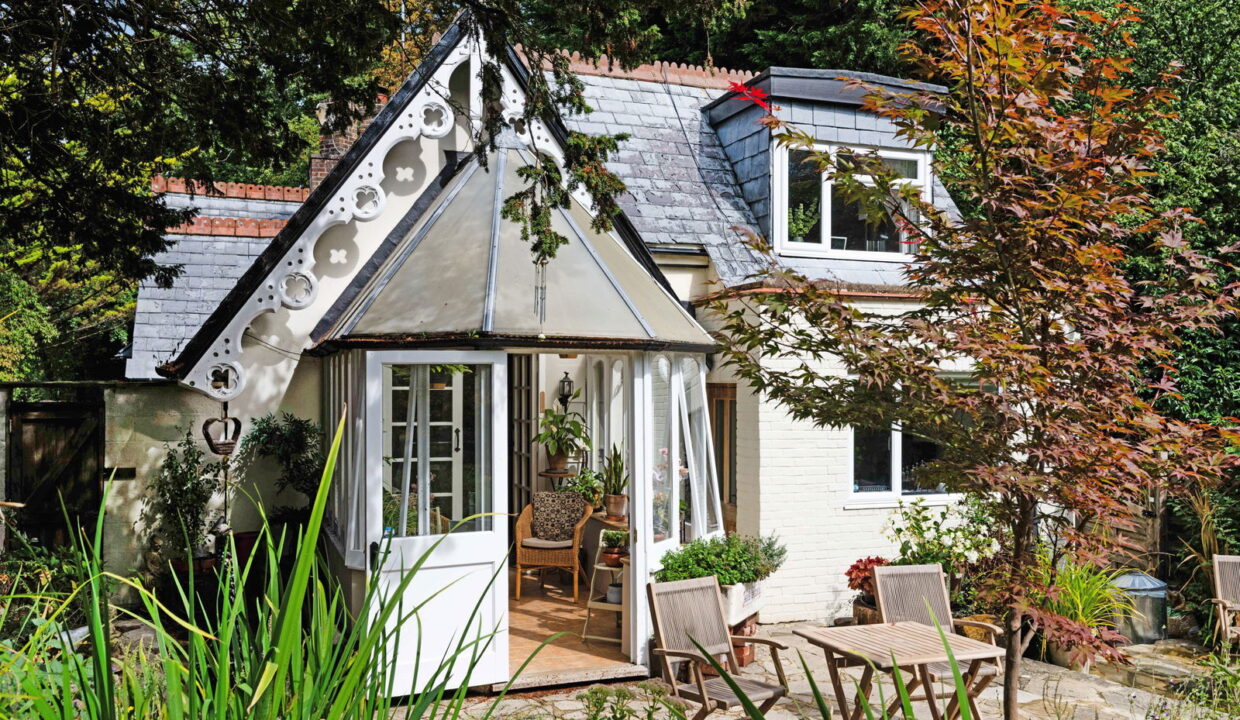 BARNFIELD-LODGE-14_1757074577394