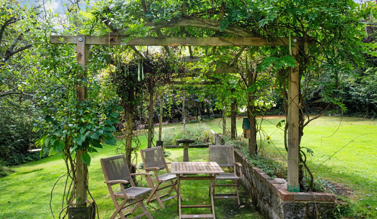 BARNFIELD-LODGE-20_1757074577396