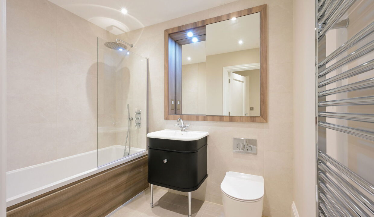 GREEN-HEDGES-APARTMENT-1-_4__1757063722809