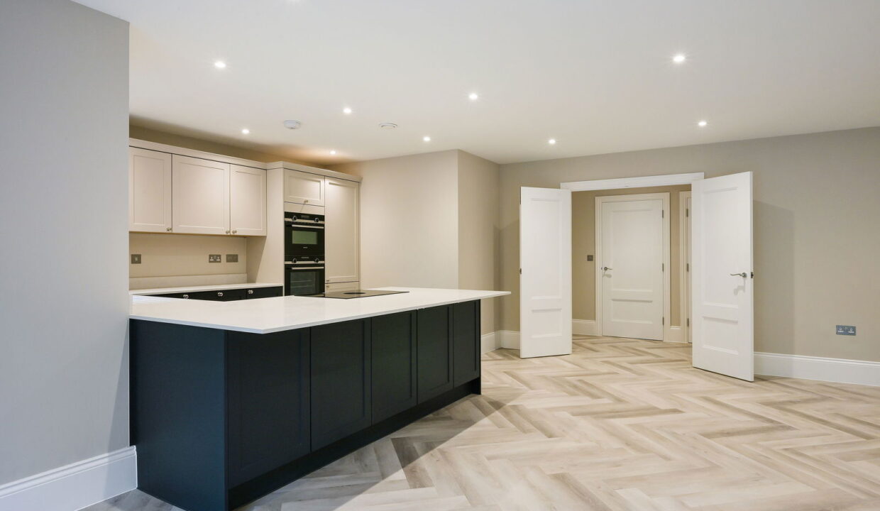 GREEN-HEDGES-APARTMENT-1-_9__1757063722815