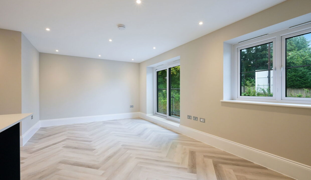 GREEN-HEDGES-APARTMENT-7-_4__1757072686054