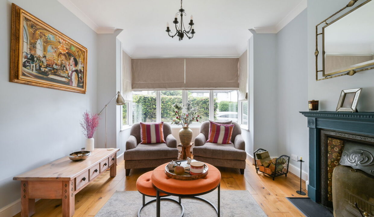 HAWTHORNS_-SNATTS-HILL_-11-_17__1757326870336