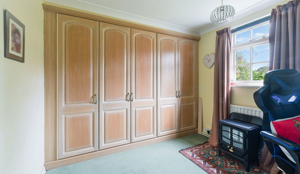 HIGH-STREET_-26-_7__1756903515566