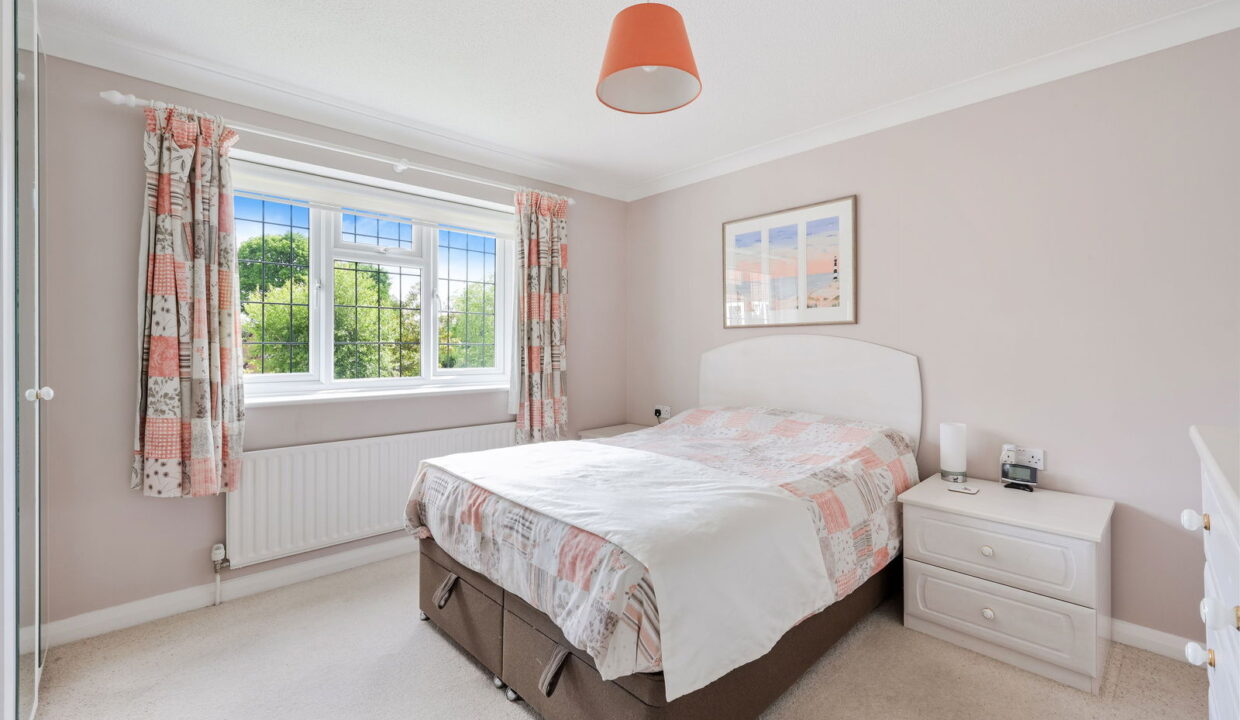 LINCOLN-MEAD_-18-_10__1746620778677