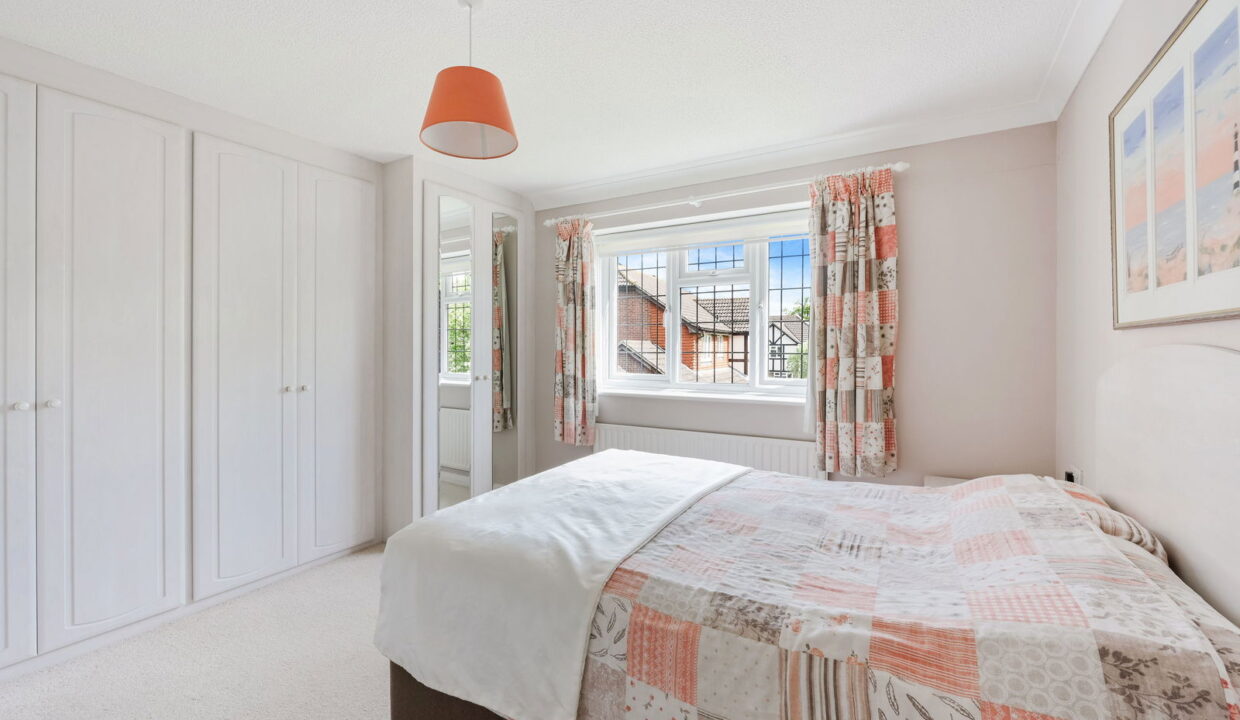 LINCOLN-MEAD_-18-_11__1746620794517