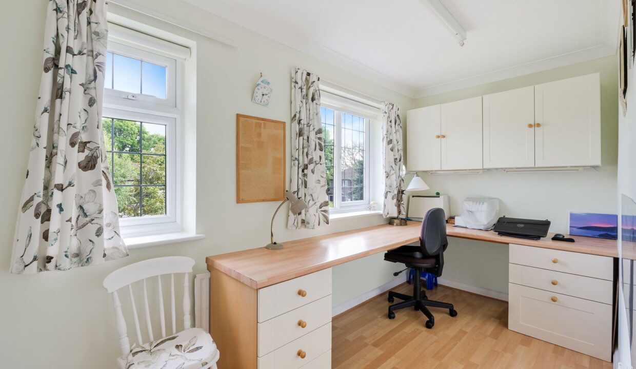 LINCOLN-MEAD_-18-_15__1746620794522