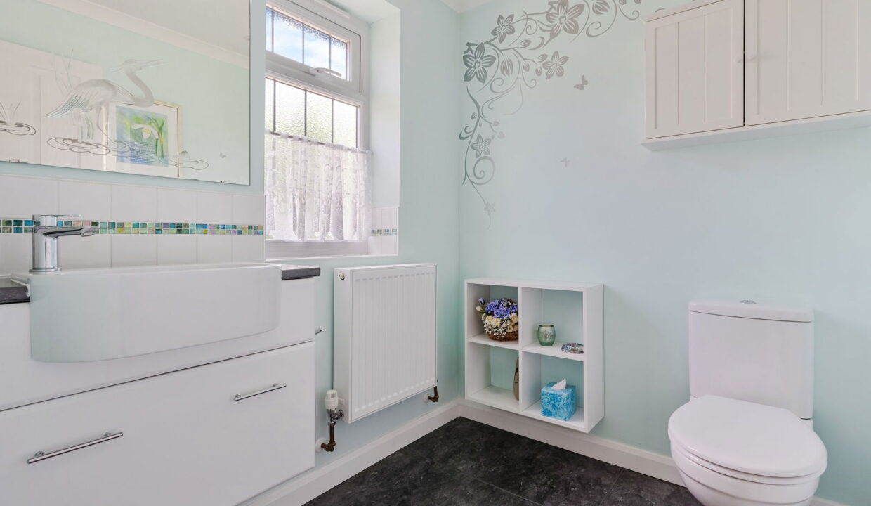 LINCOLN-MEAD_-18-_23__1746620817243