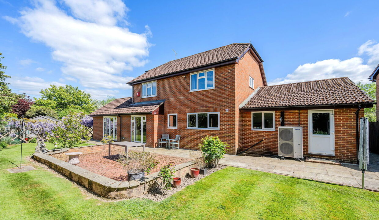 LINCOLN-MEAD_-18-_4__1746620778672