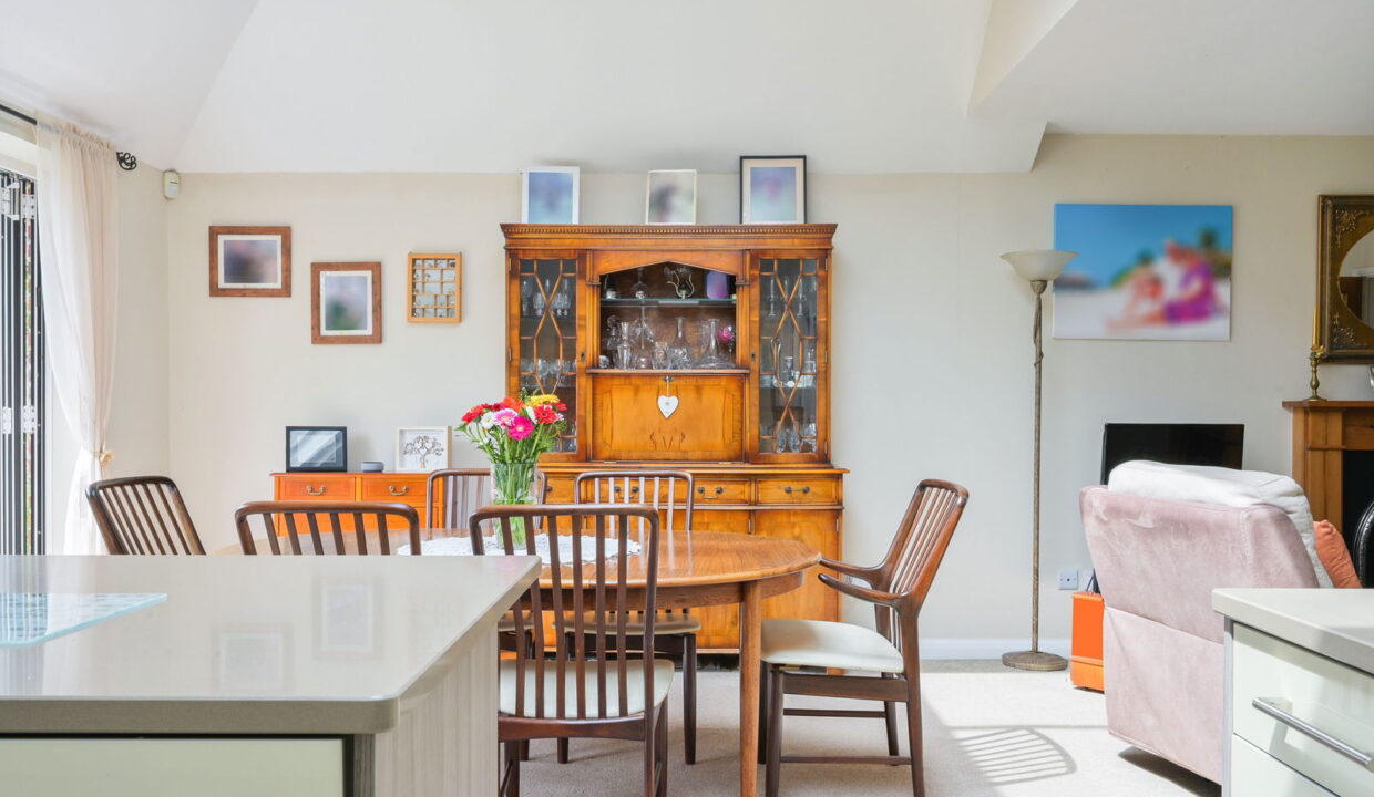 LINCOLNS-MEAD_-53-11_1755089120351