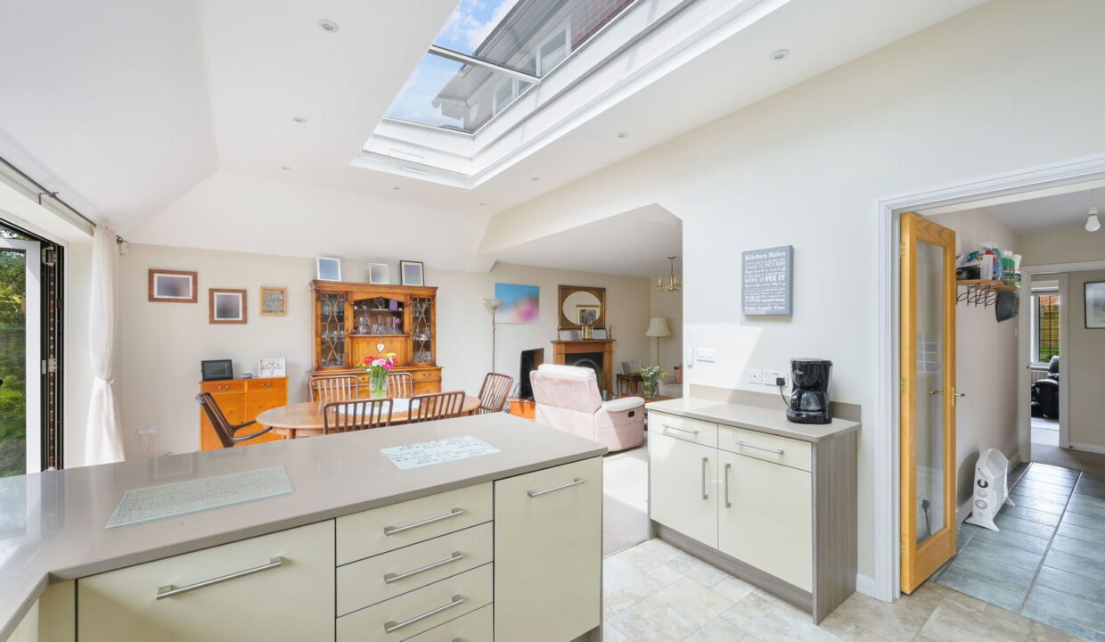 LINCOLNS-MEAD_-53-16_1755089120360