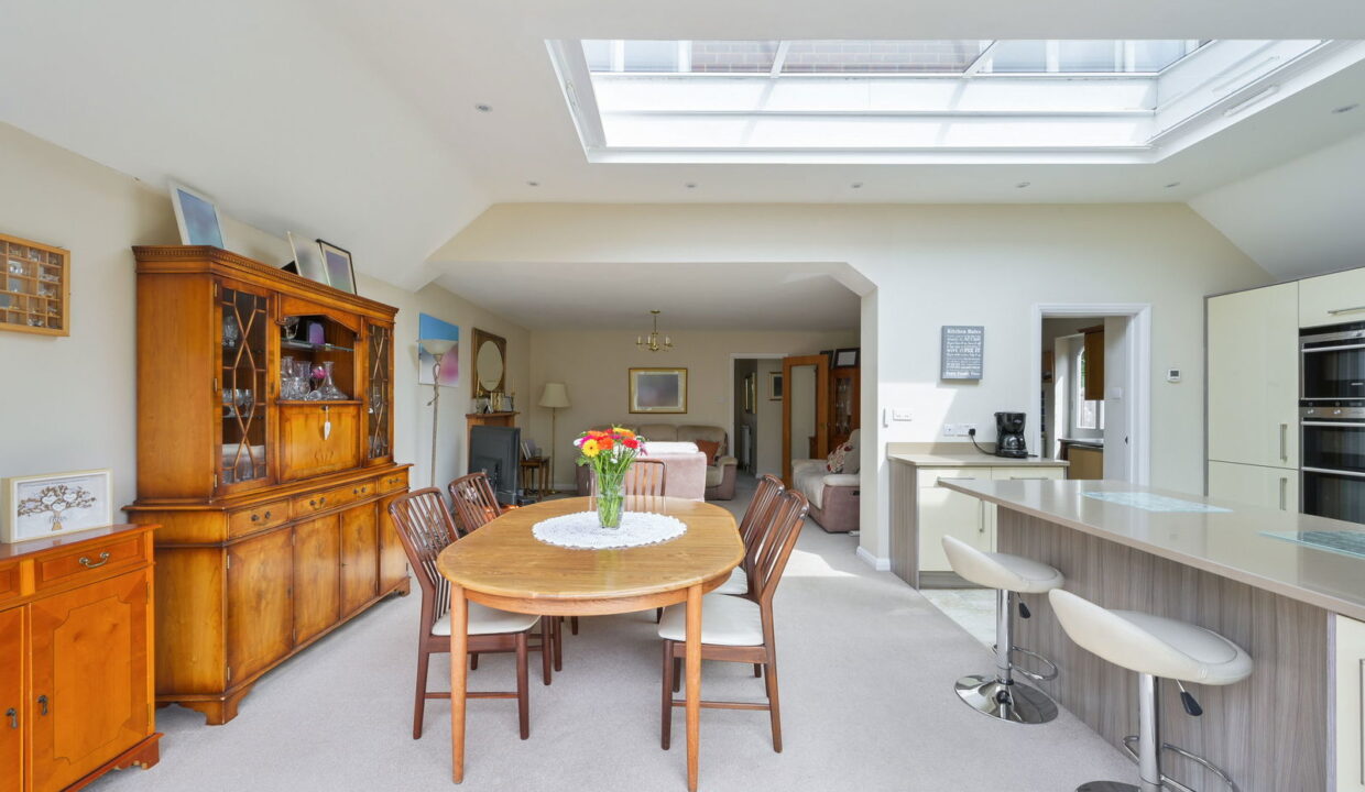 LINCOLNS-MEAD_-53-17_1755089120361