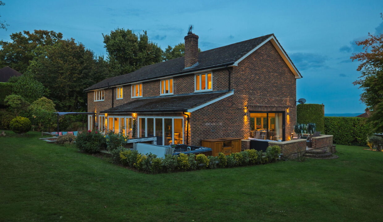 MCUZ0164_1758555656035