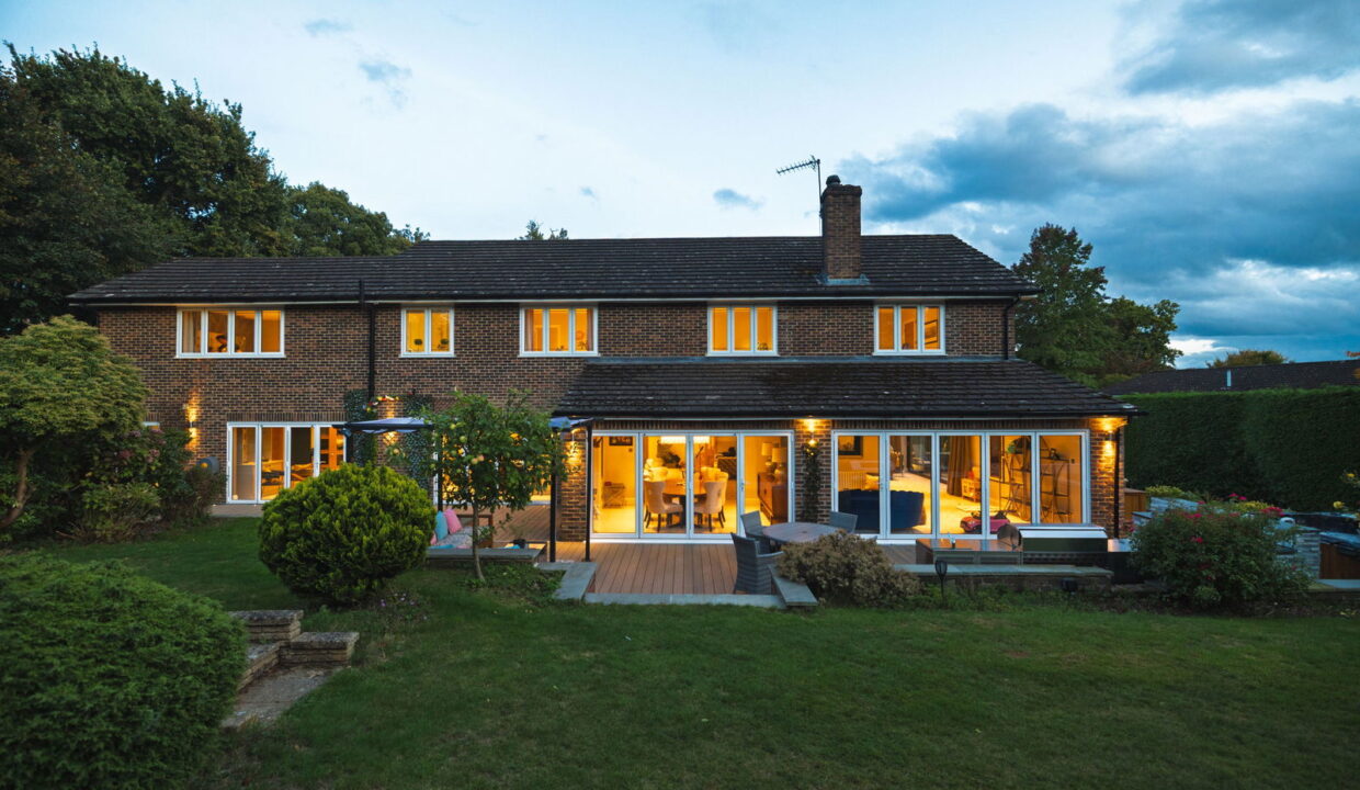 MCUZ0176_1758555656039