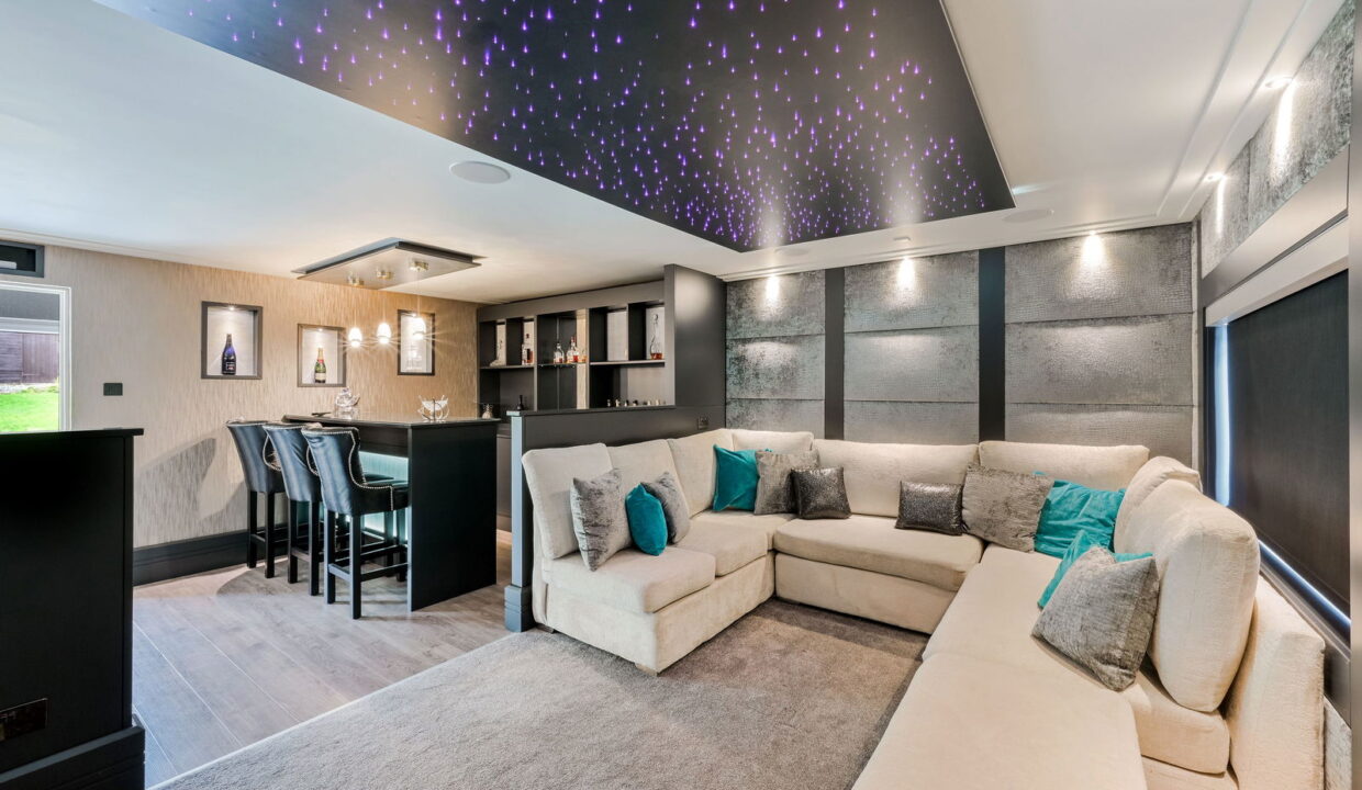 NIGHTINGALE-_22__1758184827029