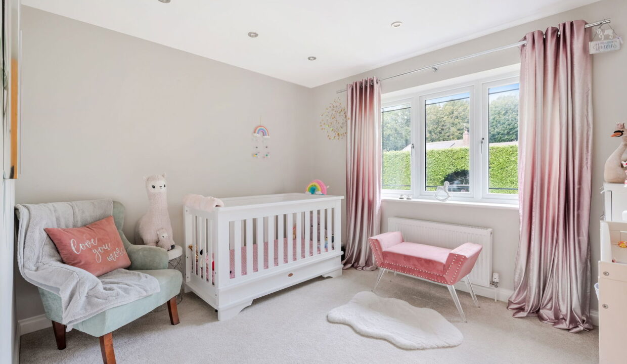 NIGHTINGALE-_9__1758184787291