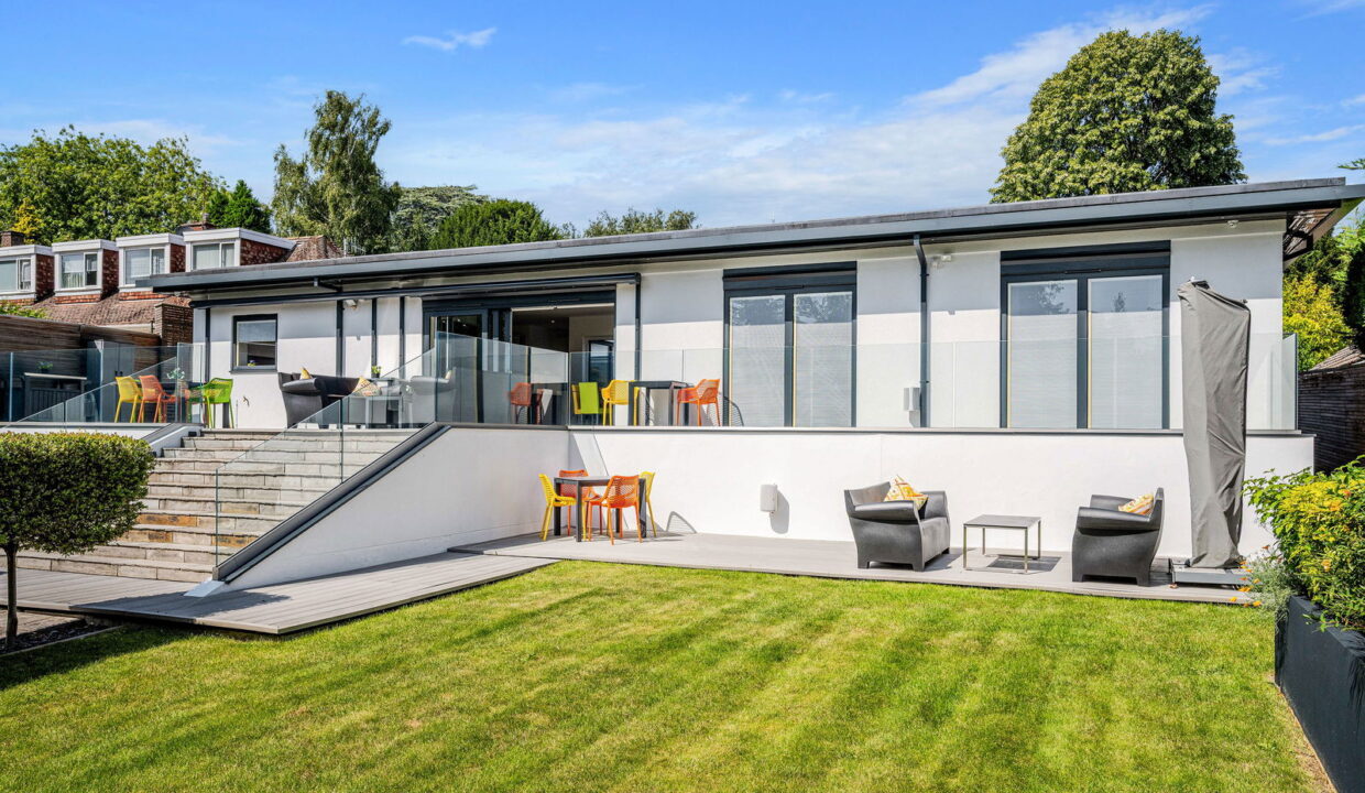 RAGLAN-ROAD_-45-_6__1755090197930