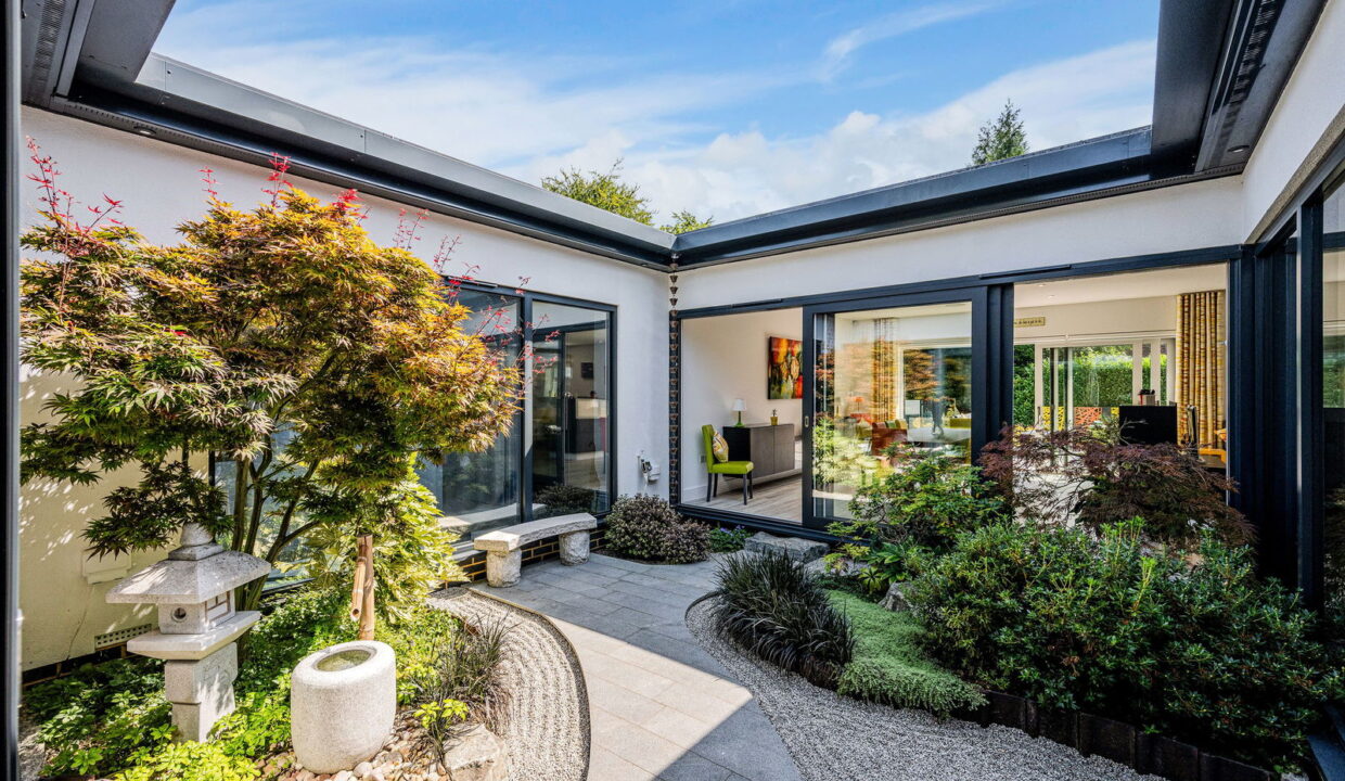 RAGLAN-ROAD_-45-_7__1755090206822