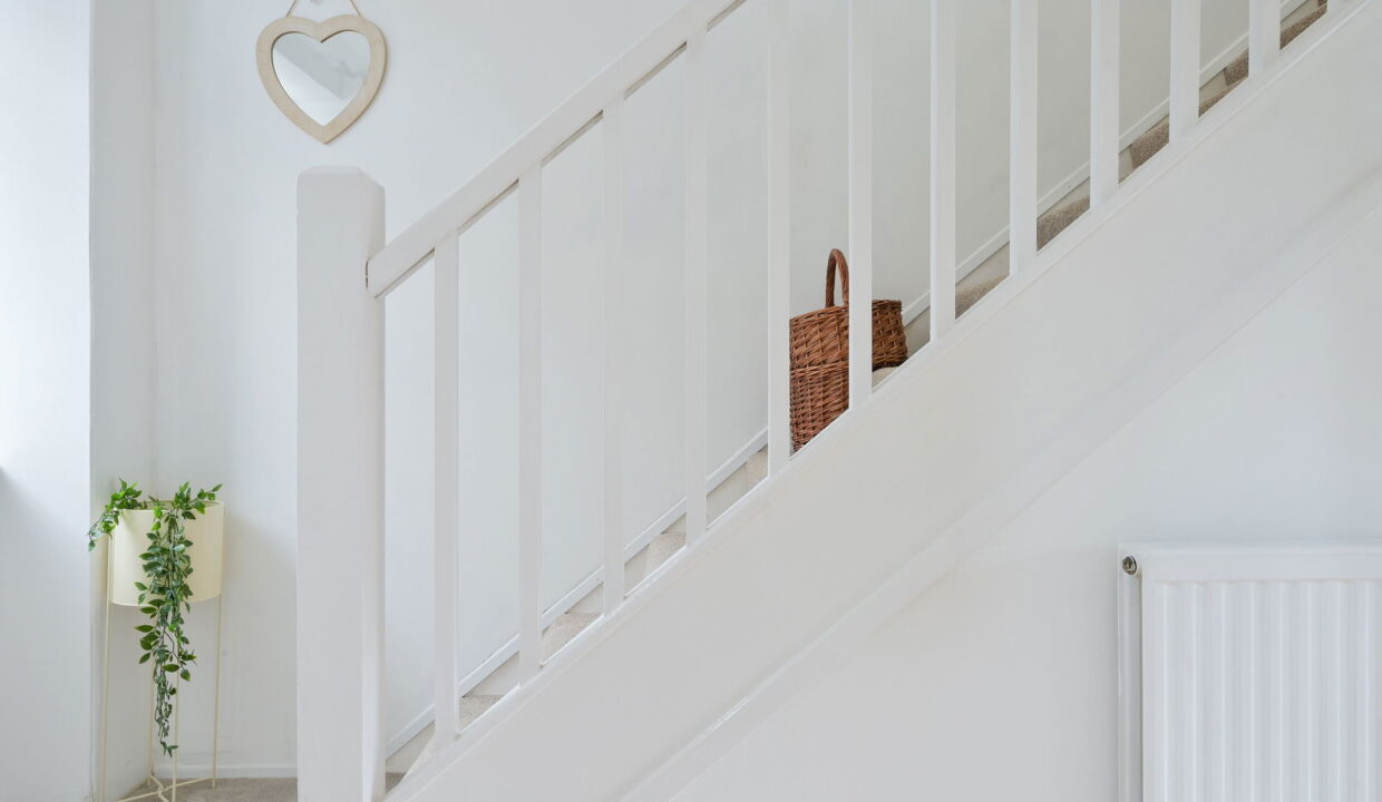 STATION-ROAD-EAST_-43H-_8__1758020605709