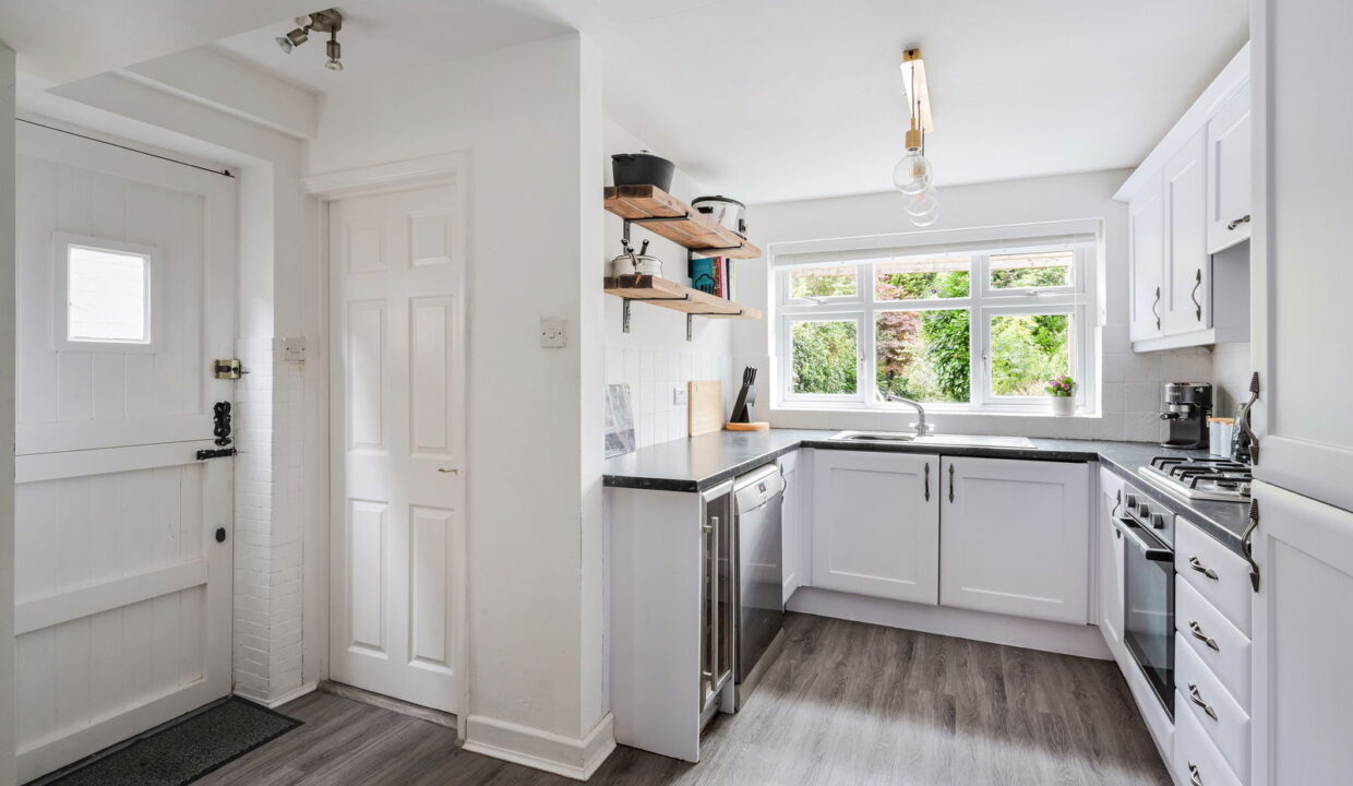 TALBOT-ROAD_-4-WOODCOTE-COTTAGE-_12__1758537576988