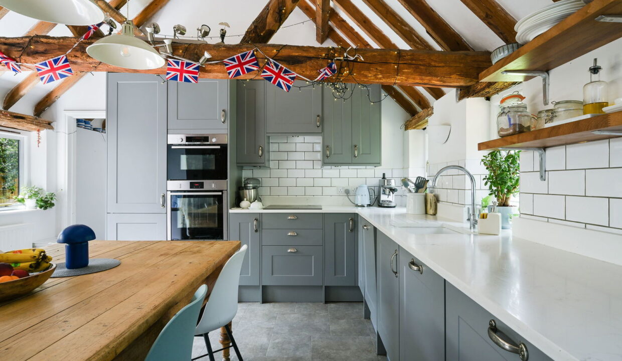 THE-BYRE-_11__1752852036097