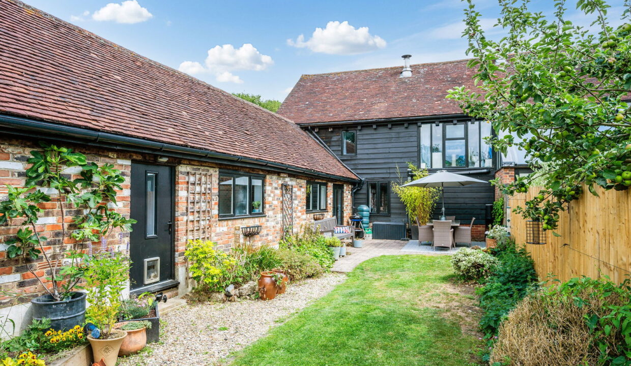 THE-BYRE-_19__1752852036118