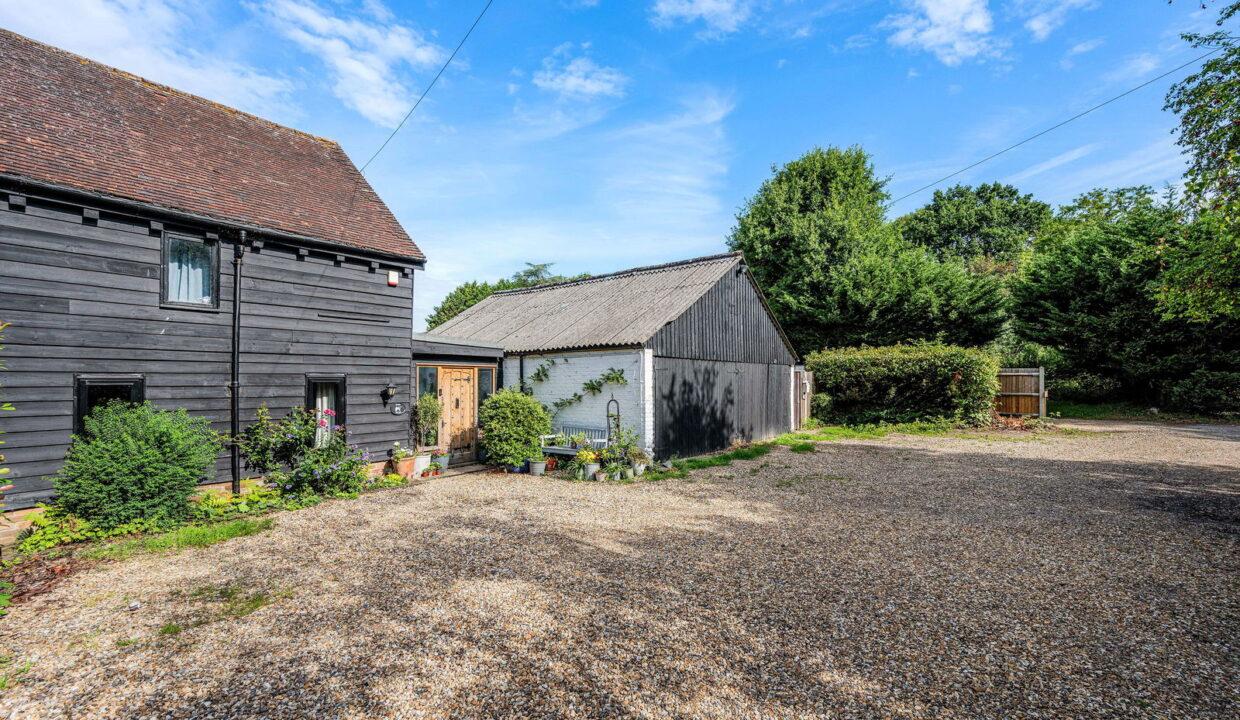 THE-BYRE-_4__1753866522332