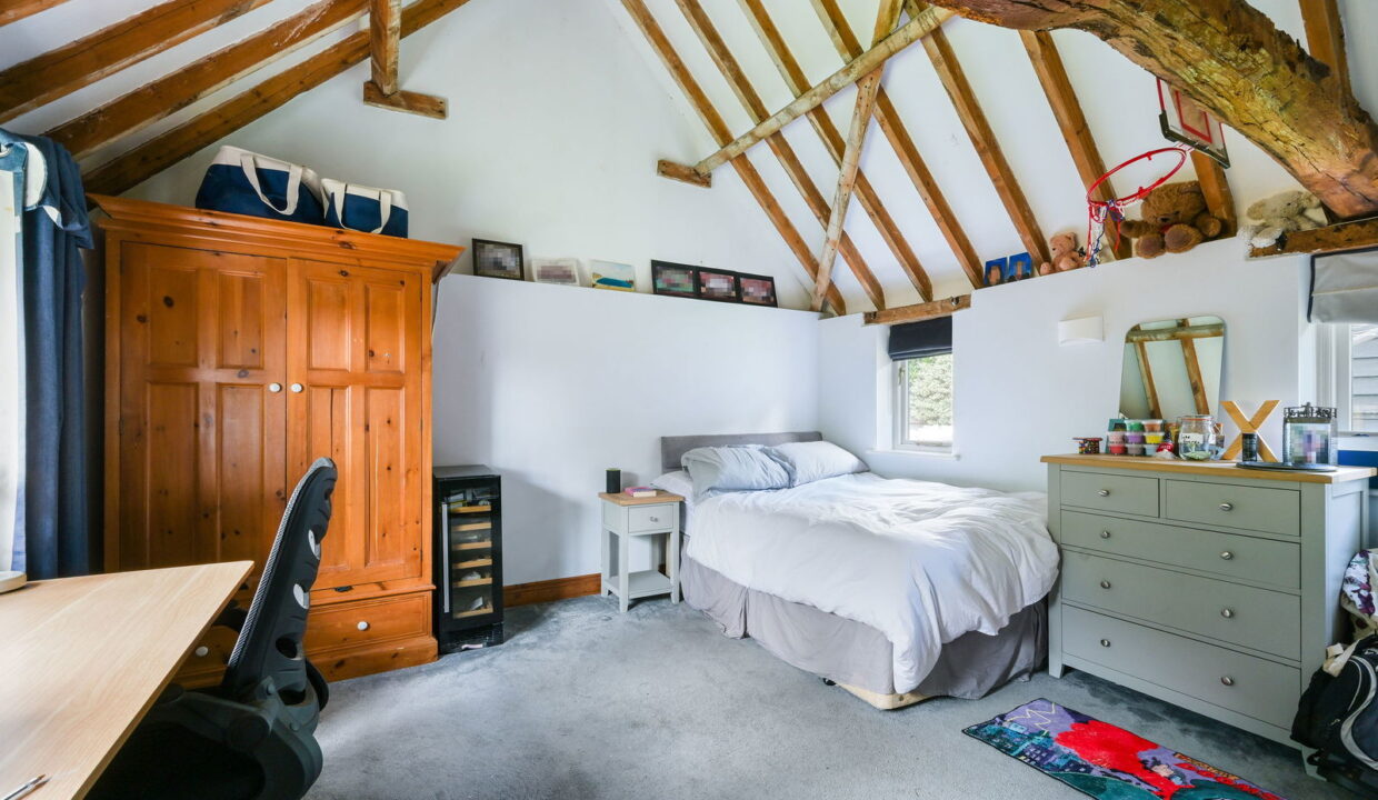 THE-BYRE-_6__1752852024068