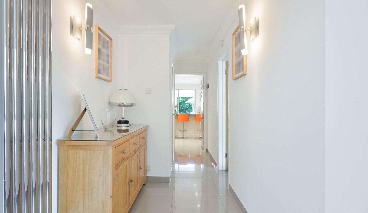 THE-GROVE_-176-_20__1758797253220