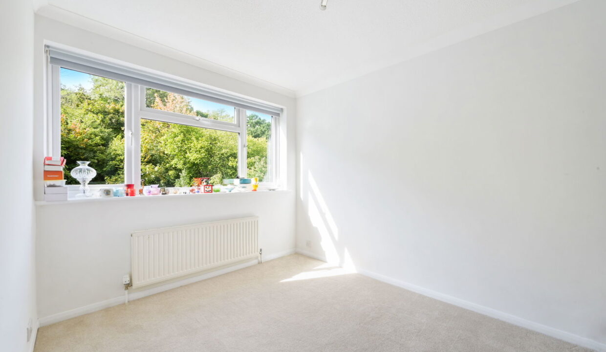 THE-GROVE_-176-_27__1758797264189