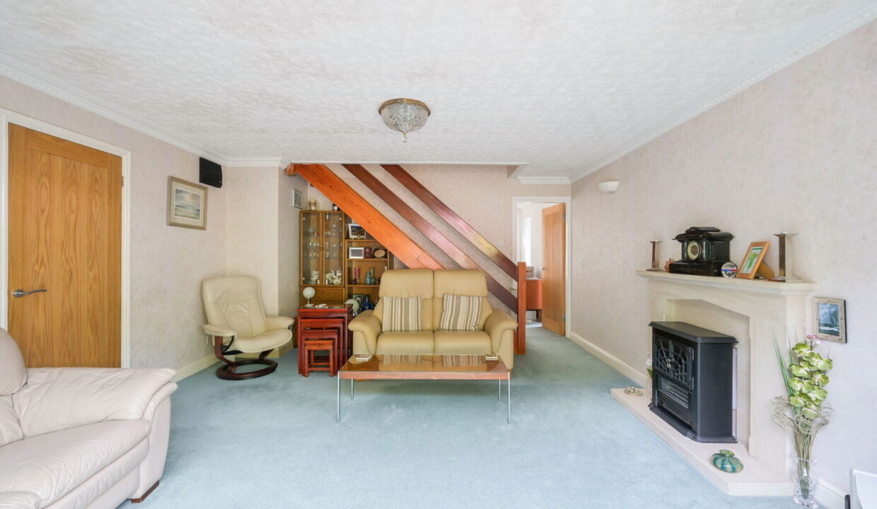 THE-GROVE_-176-_29__1758797288570