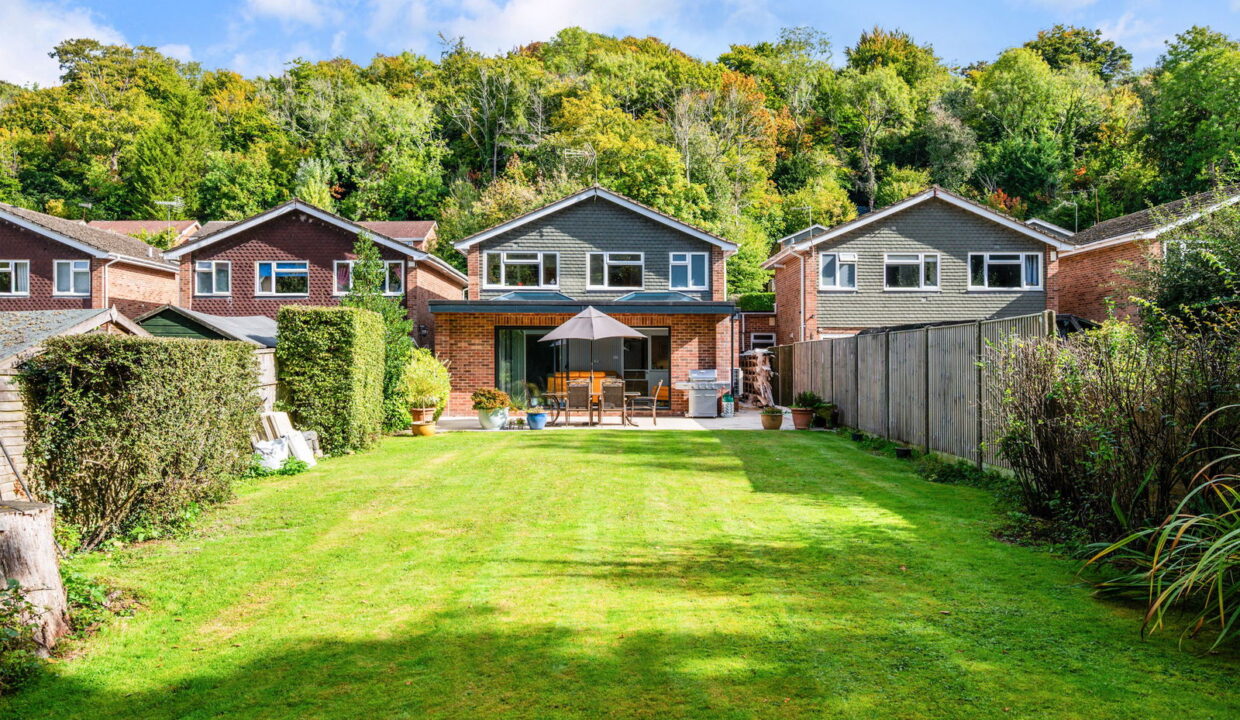 THE-GROVE_-176-_6__1758797233821