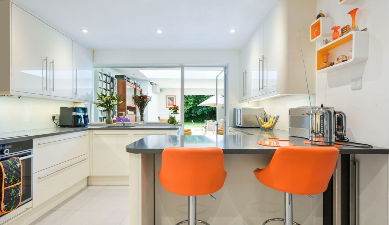 THE-GROVE_-176-_8__1758797233823