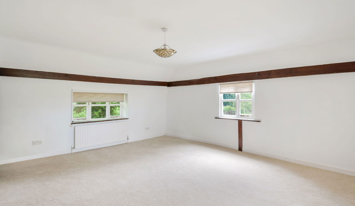 THE-OLD-FARMHOUSE-_13__1756808588434