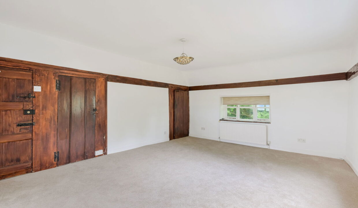 THE-OLD-FARMHOUSE-_14__1756808588437