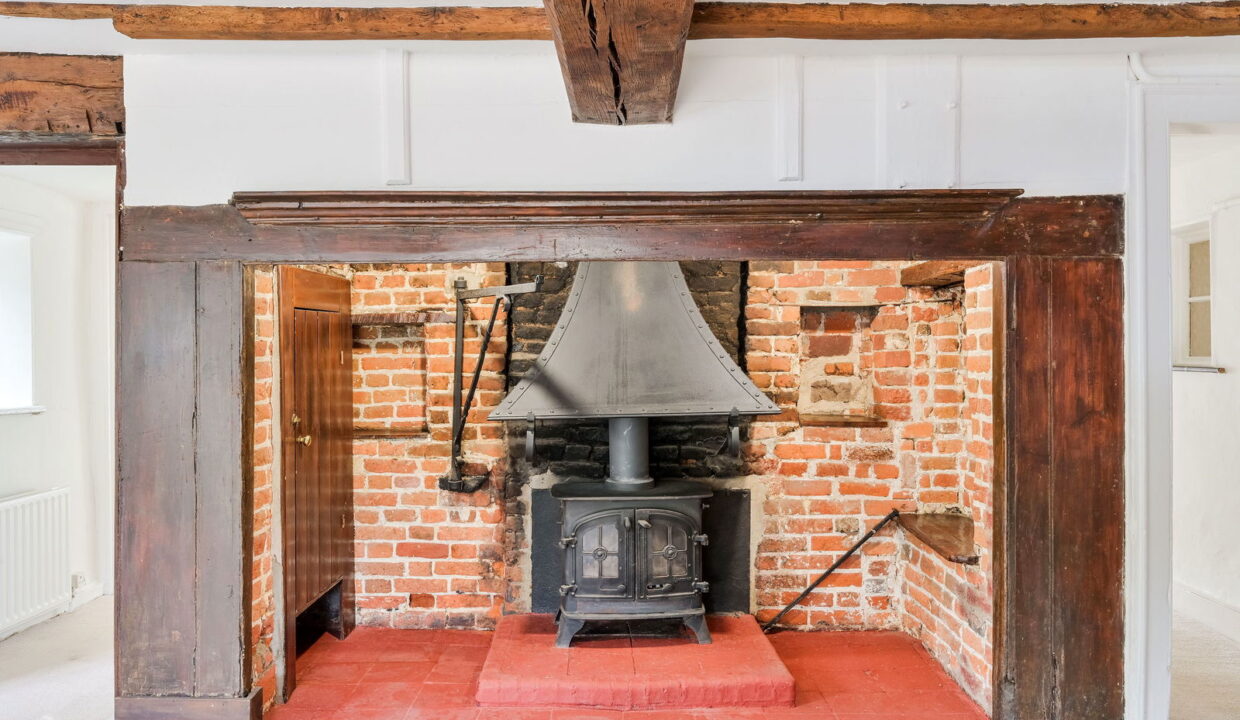 THE-OLD-FARMHOUSE-_20__1756808571253