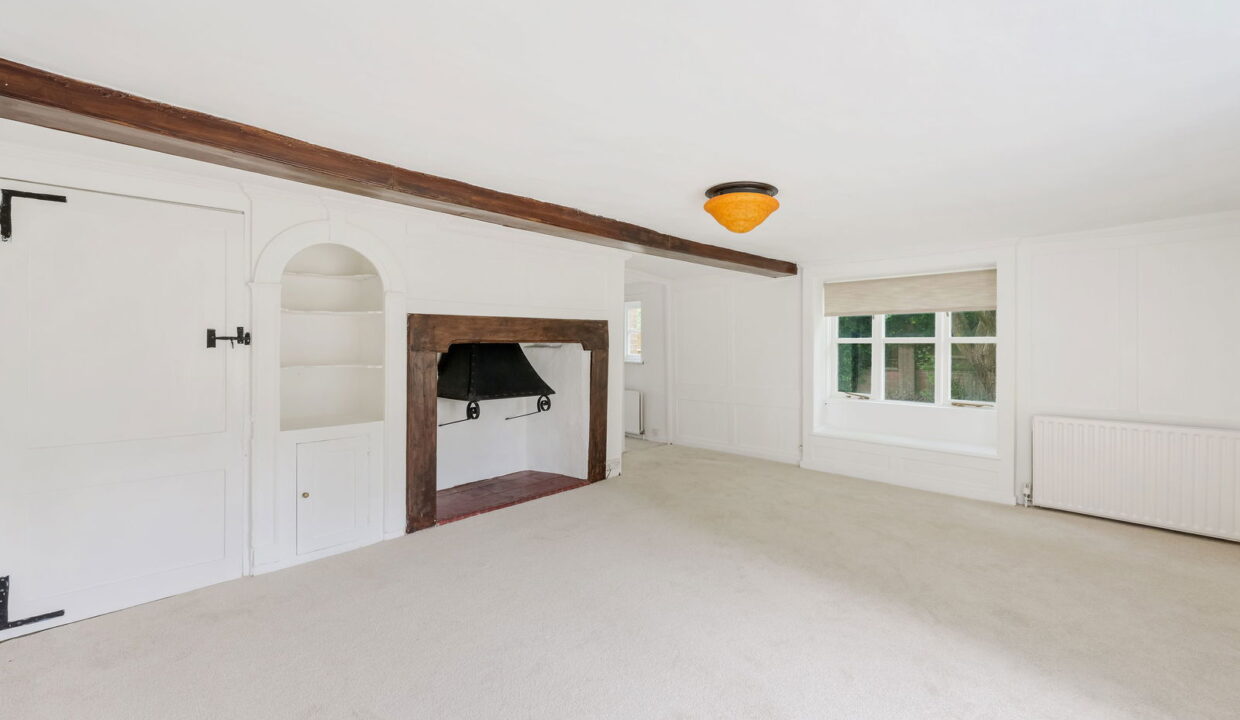 THE-OLD-FARMHOUSE-_22__1756808571259