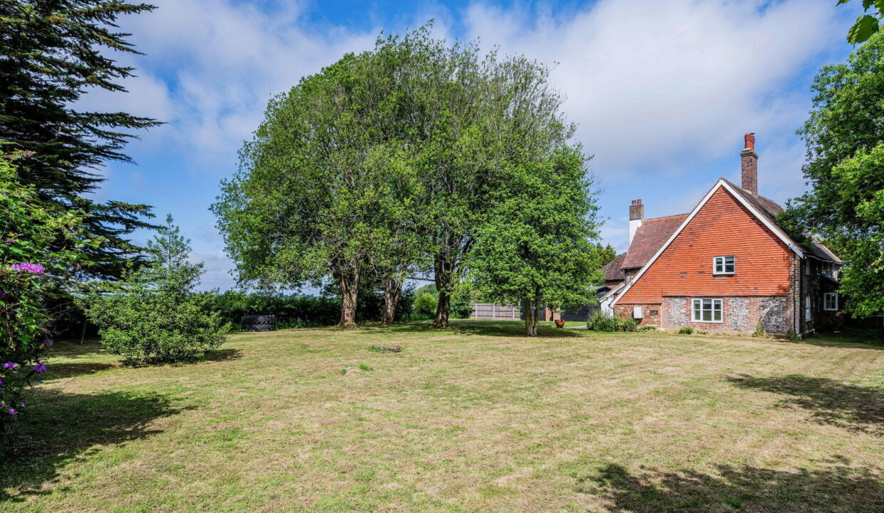 THE-OLD-FARMHOUSE-_5__1756808548079