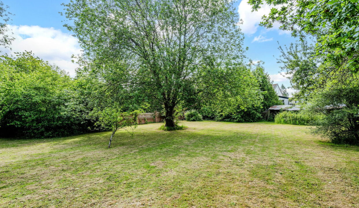 THE-OLD-FARMHOUSE-_6__1756808548082