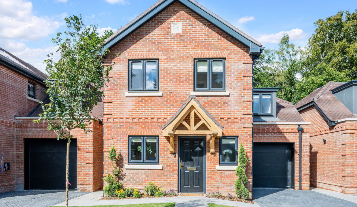 THE-WALDRONS-SHOW-HOME-EXTERNALS-_1__1757506765486