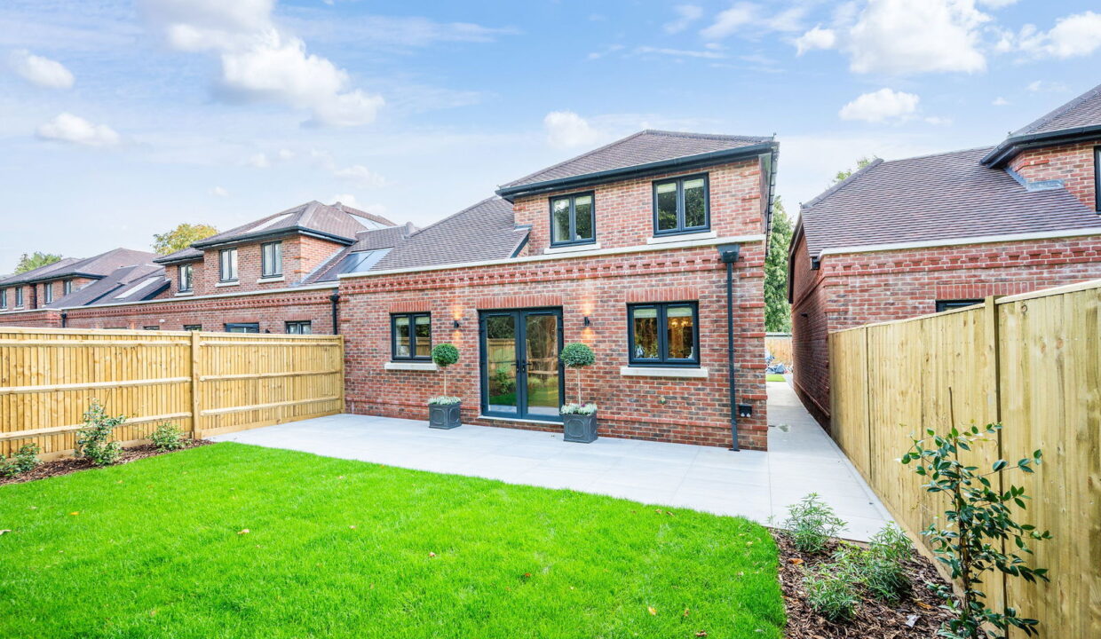 THE-WALDRONS-SHOW-HOME-EXTERNALS-_7__1757506765492