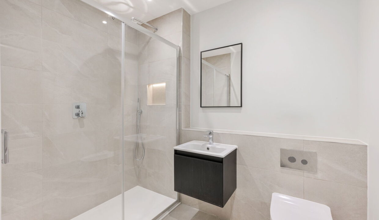 THE-WALDRONS_-PLOT-3-SHOW-HOME-_15__1756814152826