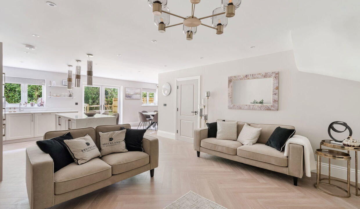 THE-WALDRONS_-PLOT-3-SHOW-HOME-_20__1756814152833